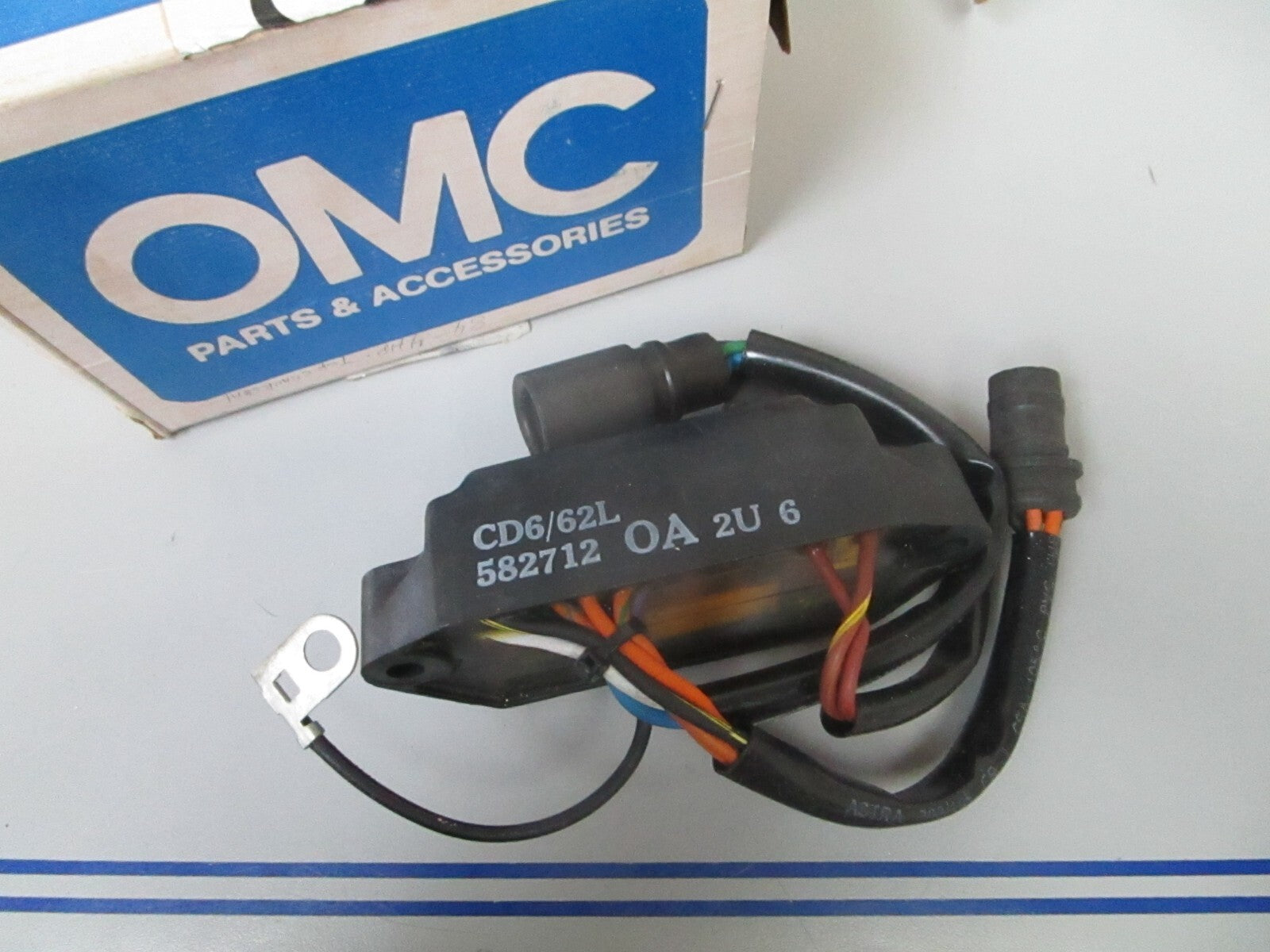 *NEW OEM* 0810 OMC Johnson Evinrude Power Pack 582712 0582712