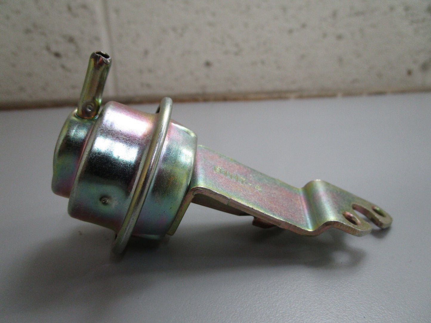 *NEW OEM* 0820 Volvo Penta Vacuum Switch 834989