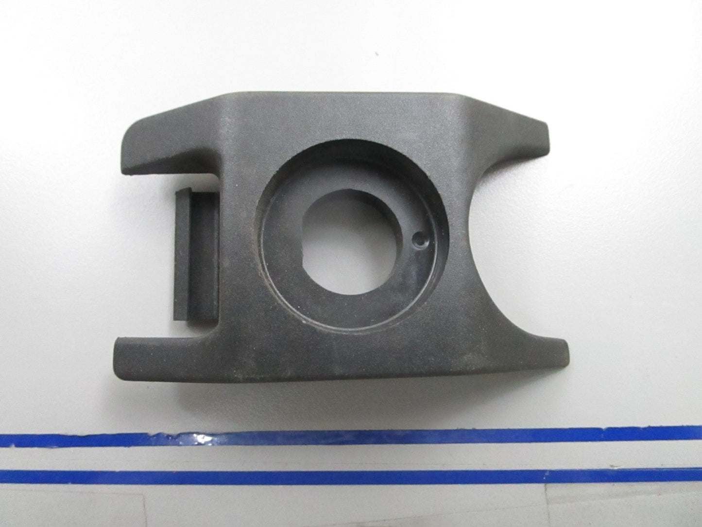 *NEW OEM* 0810 OMC Johnson Evinrude Bezel 127227 0127227