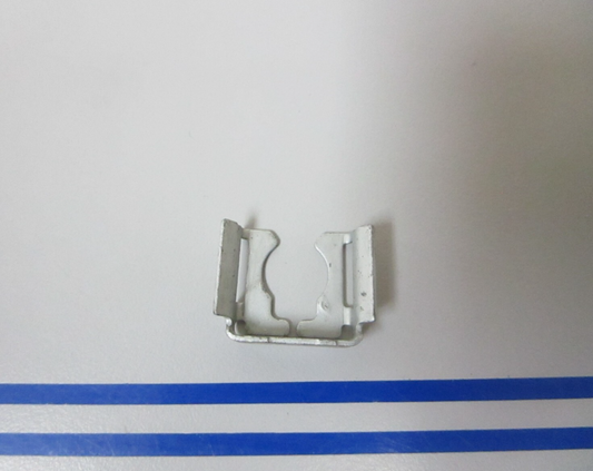 *NEW OEM* 0810 Volvo Penta Fuel Injector Retainer 3858970