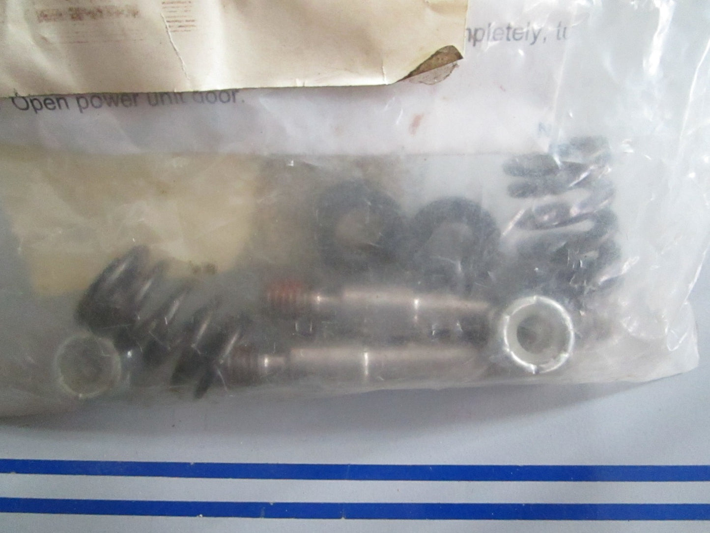 NEW OEM 128334-001 Crown Steer Fastener Kit 0820