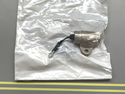 *NEW OEM* 0750 OMC Johnson Evinrude CONDENSER 580256 0580256