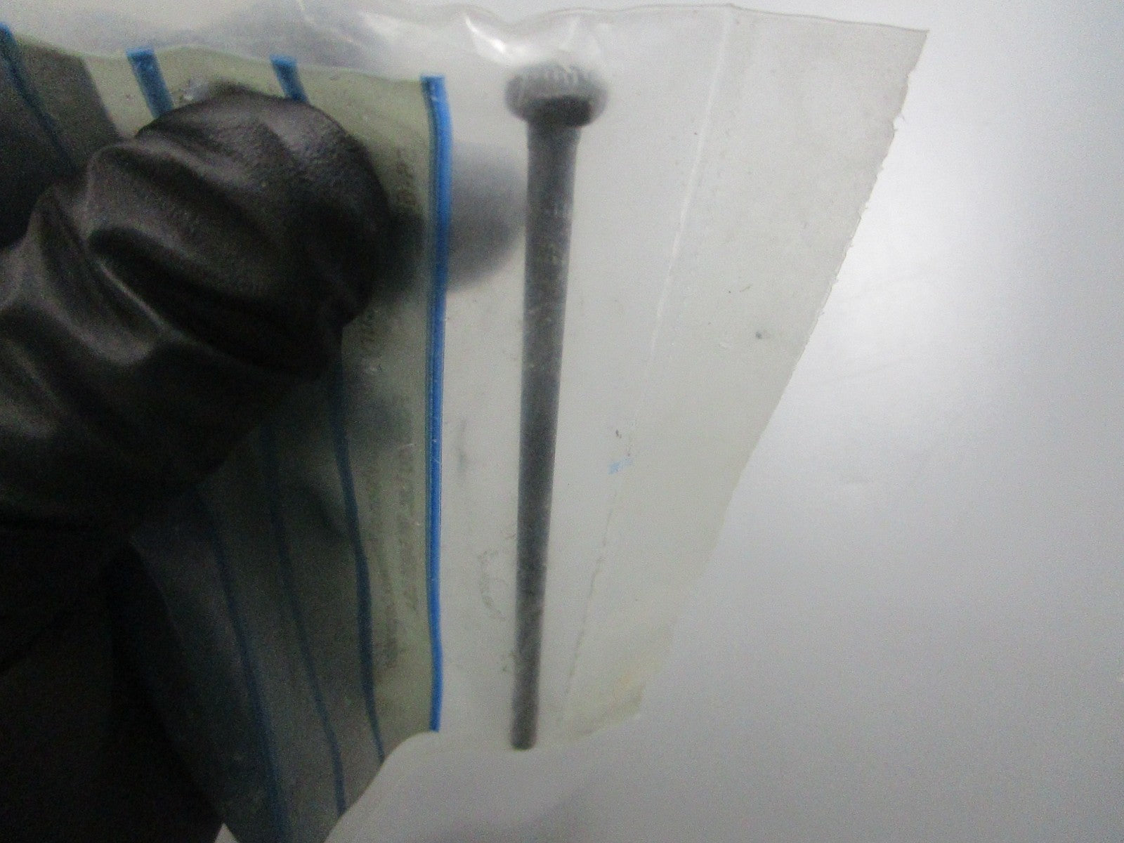 *NEW OEM* 0810 Mercury Quicksilver Thru Bolt 10-96566