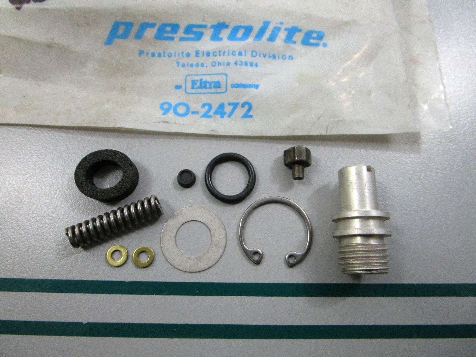 NEW OEM 90-2472 173260 Prestolite OMC Repair Parts Package 0810