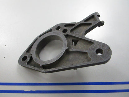 *NEW OEM* 0810 OMC Johnson Evinrude Bearing Head 318379 0318379