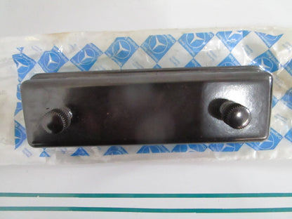 NEW OEM 26104 Mercedes-Benz Fuse Cover Box 0820