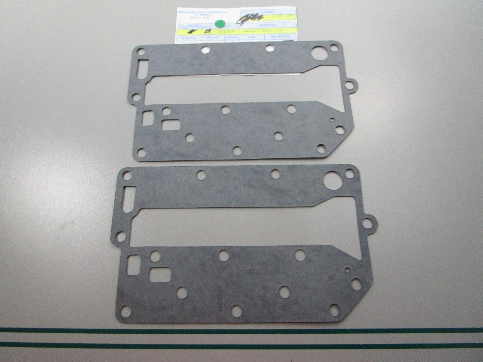 NEW OEM (LOT OF 2) 326264 0326264 OMC Johnson Evinrude Exhaust Cover Gasket 0810