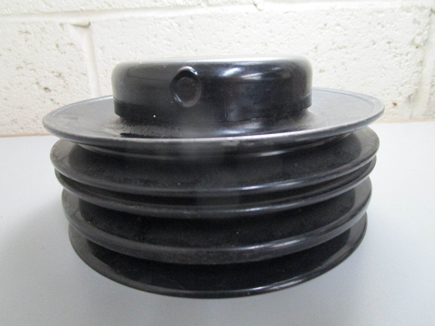 *NEW OEM* 0820 OMC Johnson Evinrude Pulley 984625 0984625