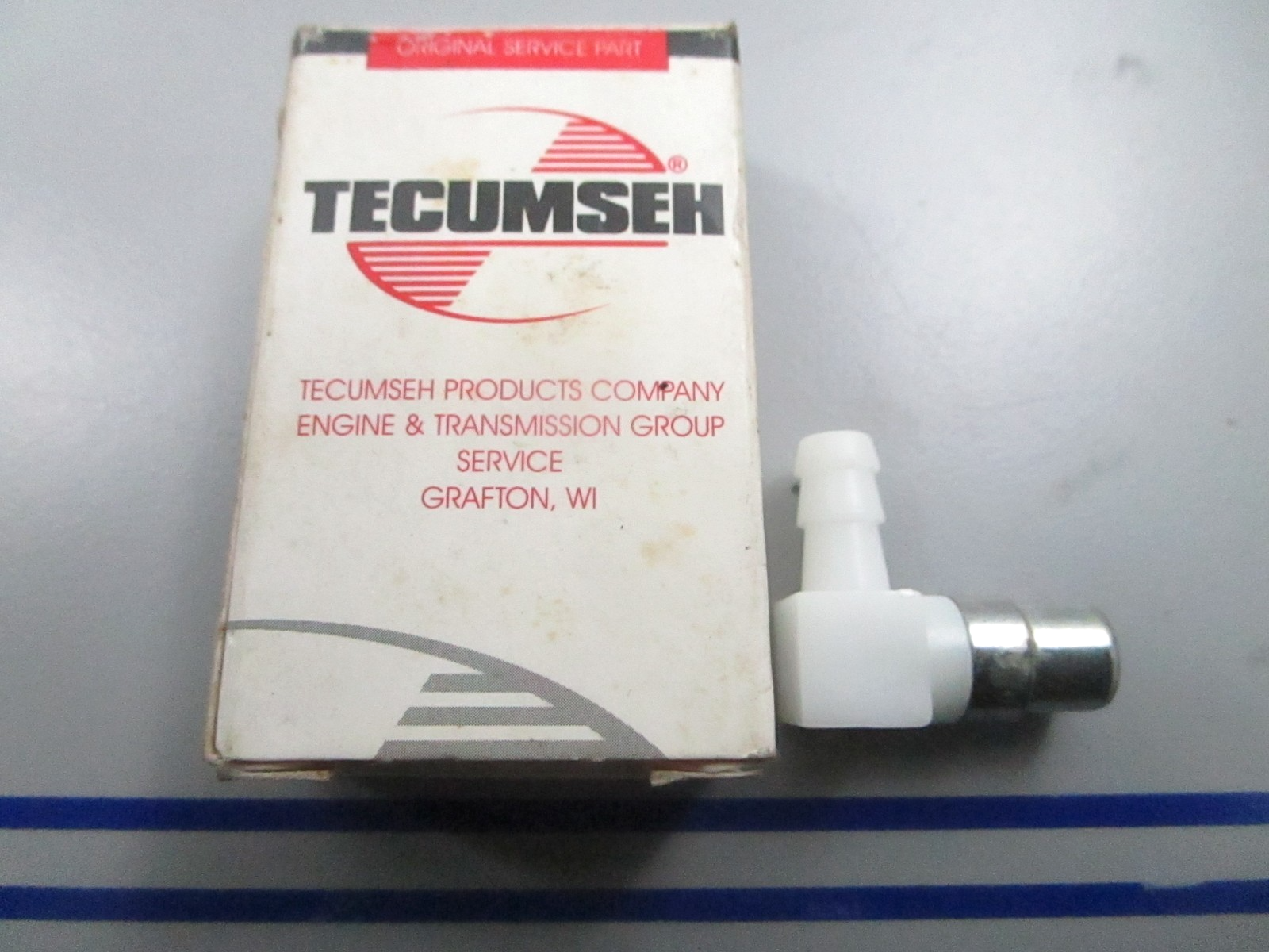 *NEW OEM* 0810 Tecumseh Fuel Fitting 631807
