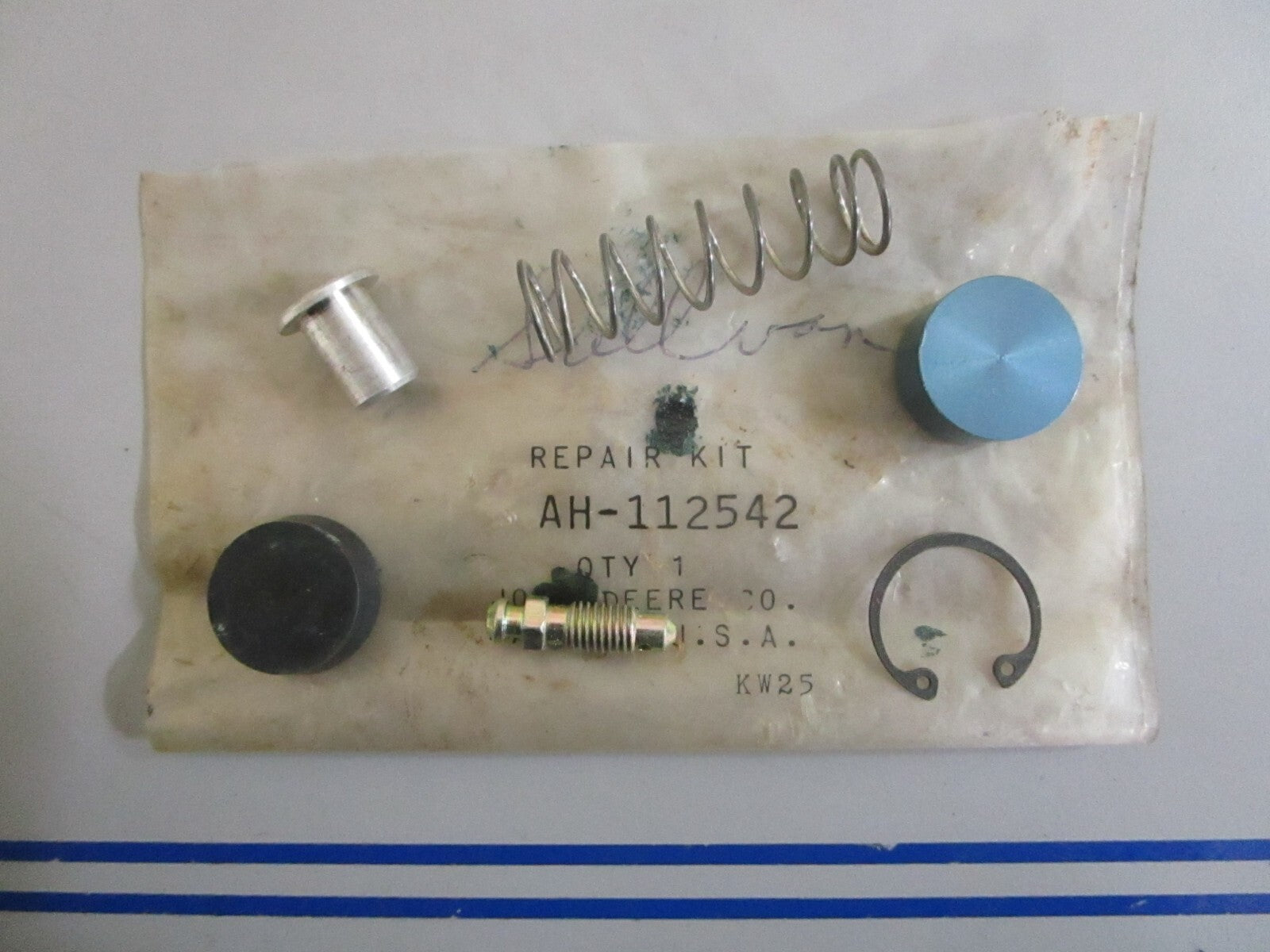 *NEW OEM* 0820 John Deere Brake Cylinder Repair Kit AH112542