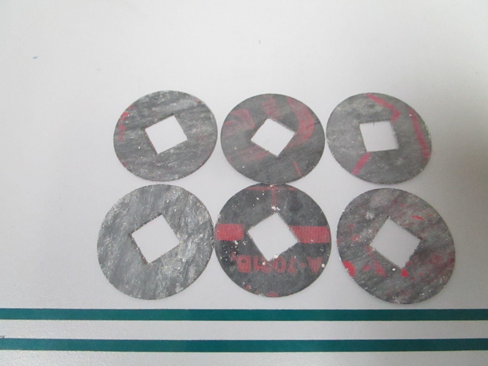 NEW OEM (LOT OF 6) 304168 0304168 OMC Johnson Evinrude Side Mount Gasket 0810