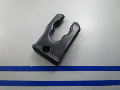 NEW OEM 333499 0333499 OMC Johnson Evinrude Stop Switch Clip 0810