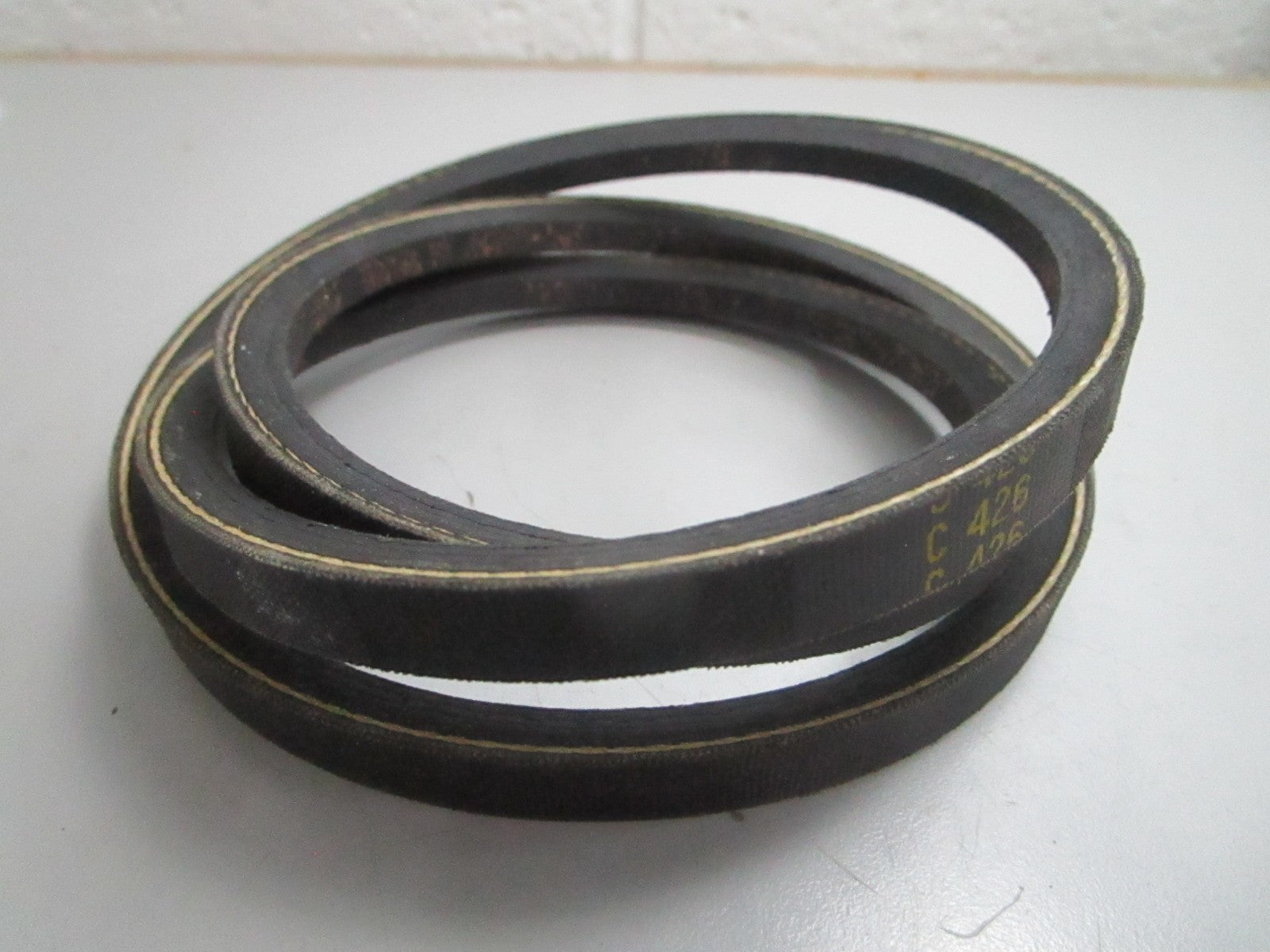 *NEW OEM* 0820 Volvo V-Belt 358313