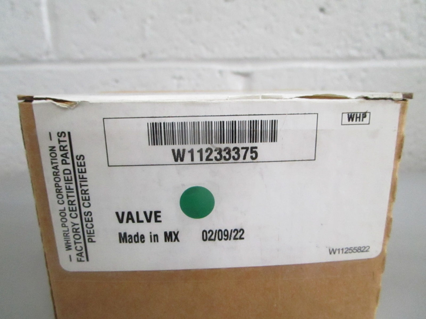 NEW OEM W11233375 Whirlpool Valve 0820