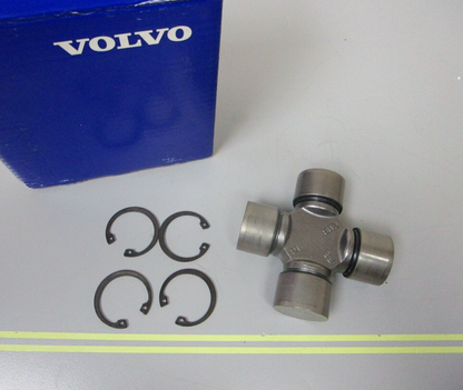 *NEW OEM* 0720 Volvo Penta U-Joint Spider 3860232