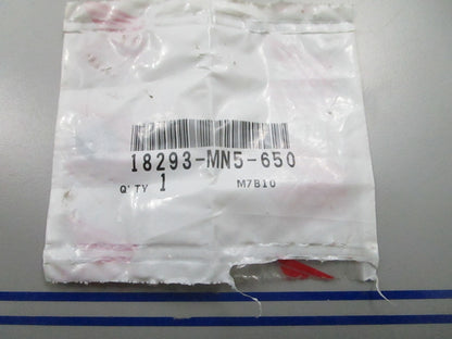 *NEW OEM* 0810 Honda Gasket 18293-MN5-650