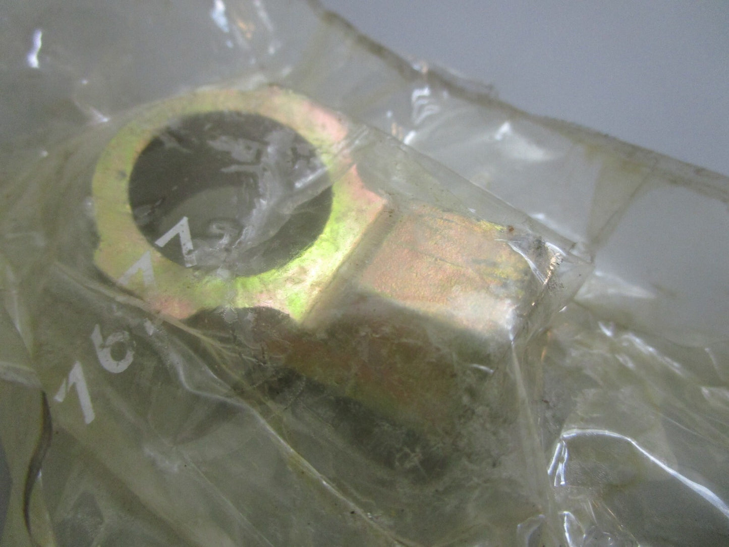 *NEW OEM* 0820 Mercury Quicksilver Fitting 76277