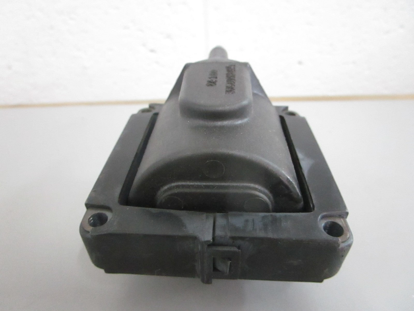 *NEW OEM* 0820 OMC Johnson Evinrude E-Coil 3854161