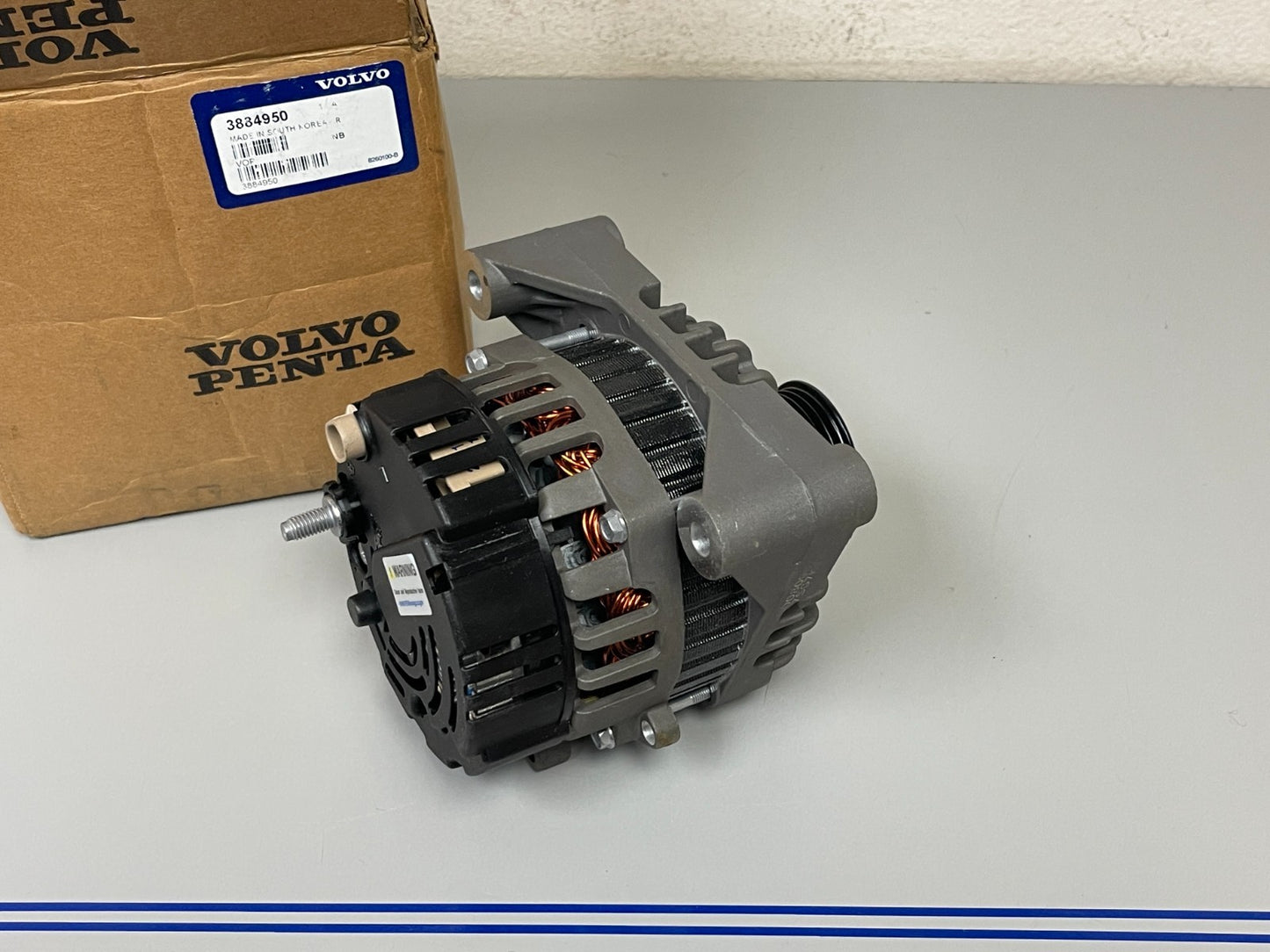 NEW OEM 3884950 Volvo Penta 12V 75A Alternator 0720
