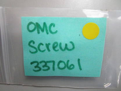 *NEW OEM* 0810 OMC Johnson Evinrude Screw 337061 0337061