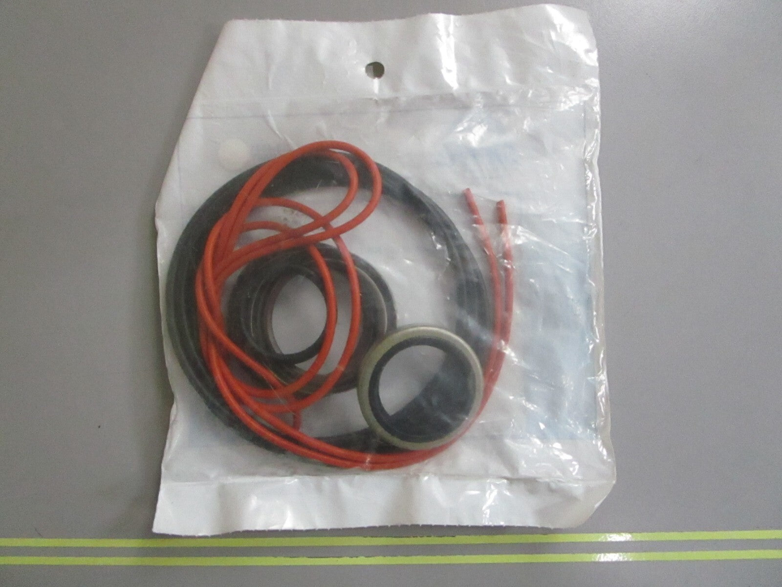 *NEW* 0810 Sierra Seal Kit Crankshaft 18-4331 Replaces: OM-15 1984-90