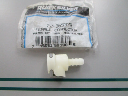 NEW OEM 22-865379 Mercury Quicksilver Female Connector 0810