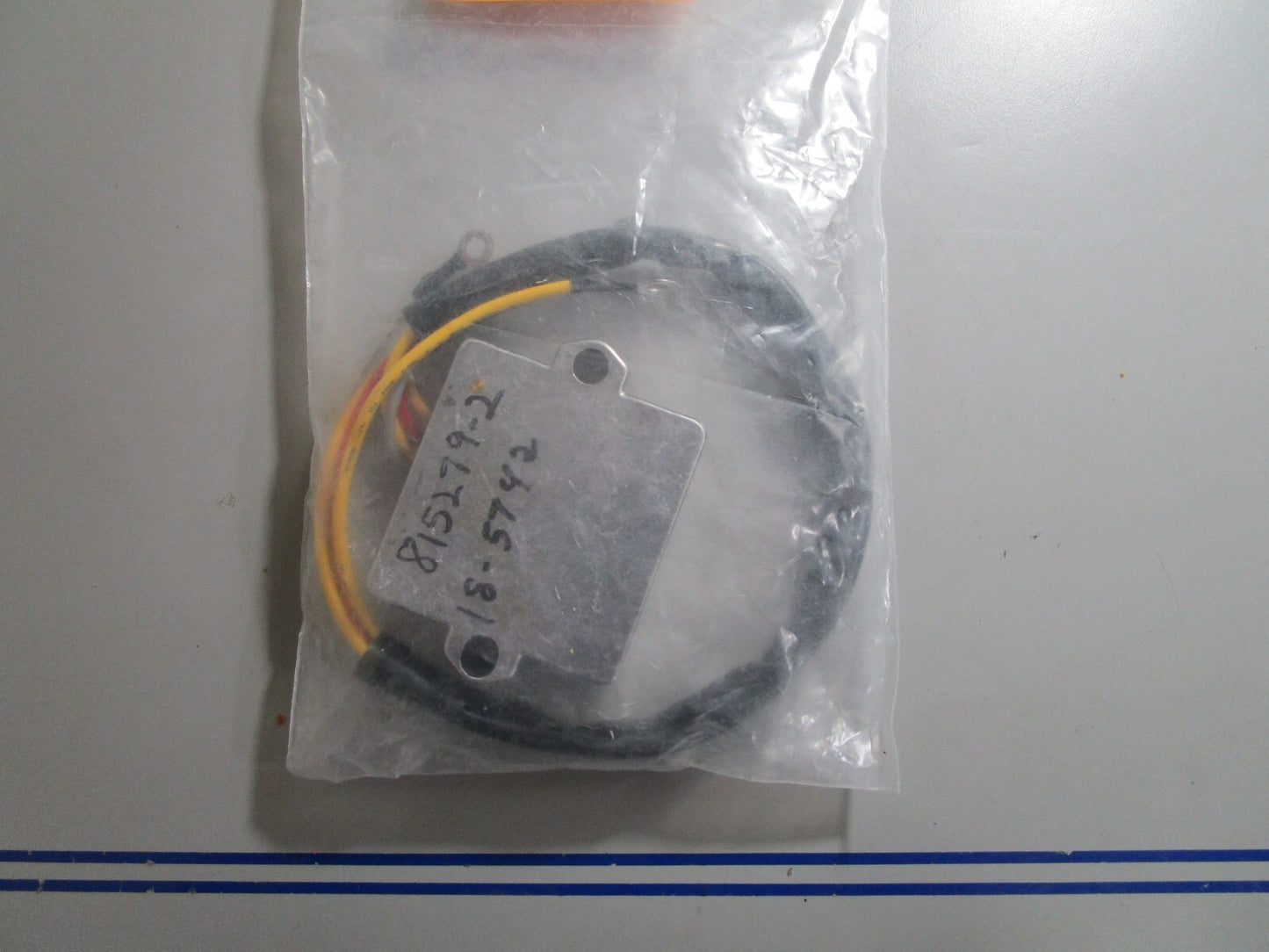 *NEW* 0810 Sierra Voltage Regulator 18-5742 Replaces: Mercury 815279T2 A2