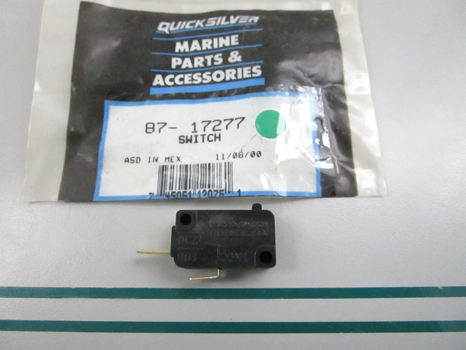 NEW OEM 87-17277 Mercury Quicksilver Switch 0810