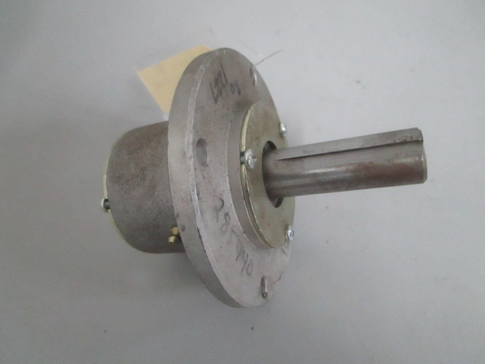 *NEW* 0820 Stens Spindle Assy 285-940 Fits Bobcat