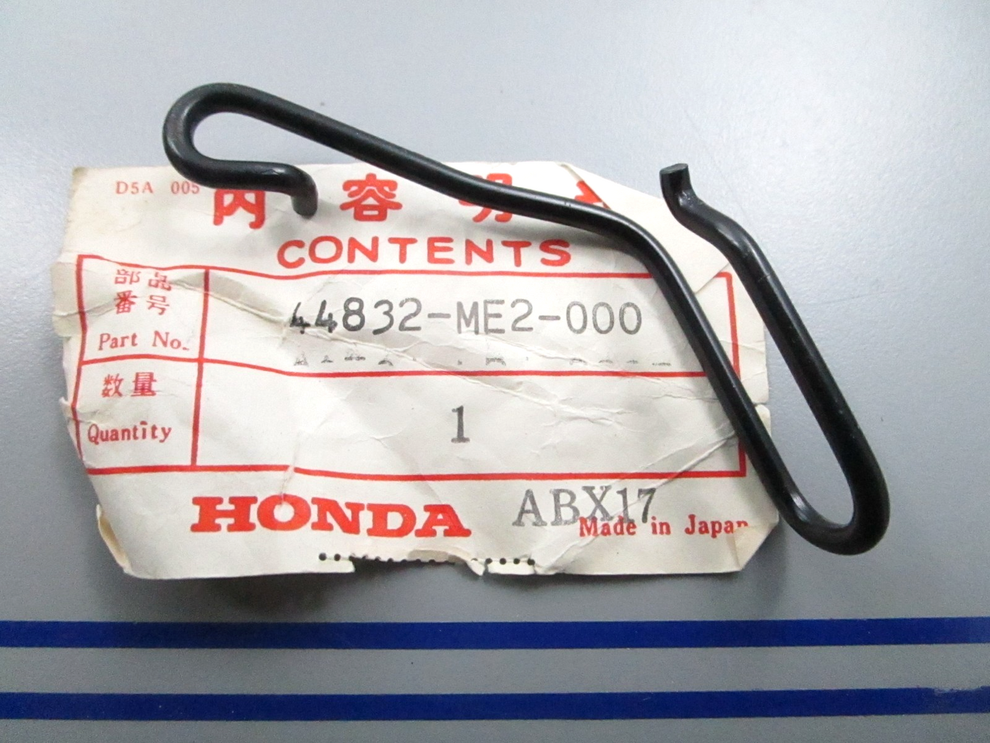 *NEW OEM* 0810 Honda Clamp 44832-ME2-000