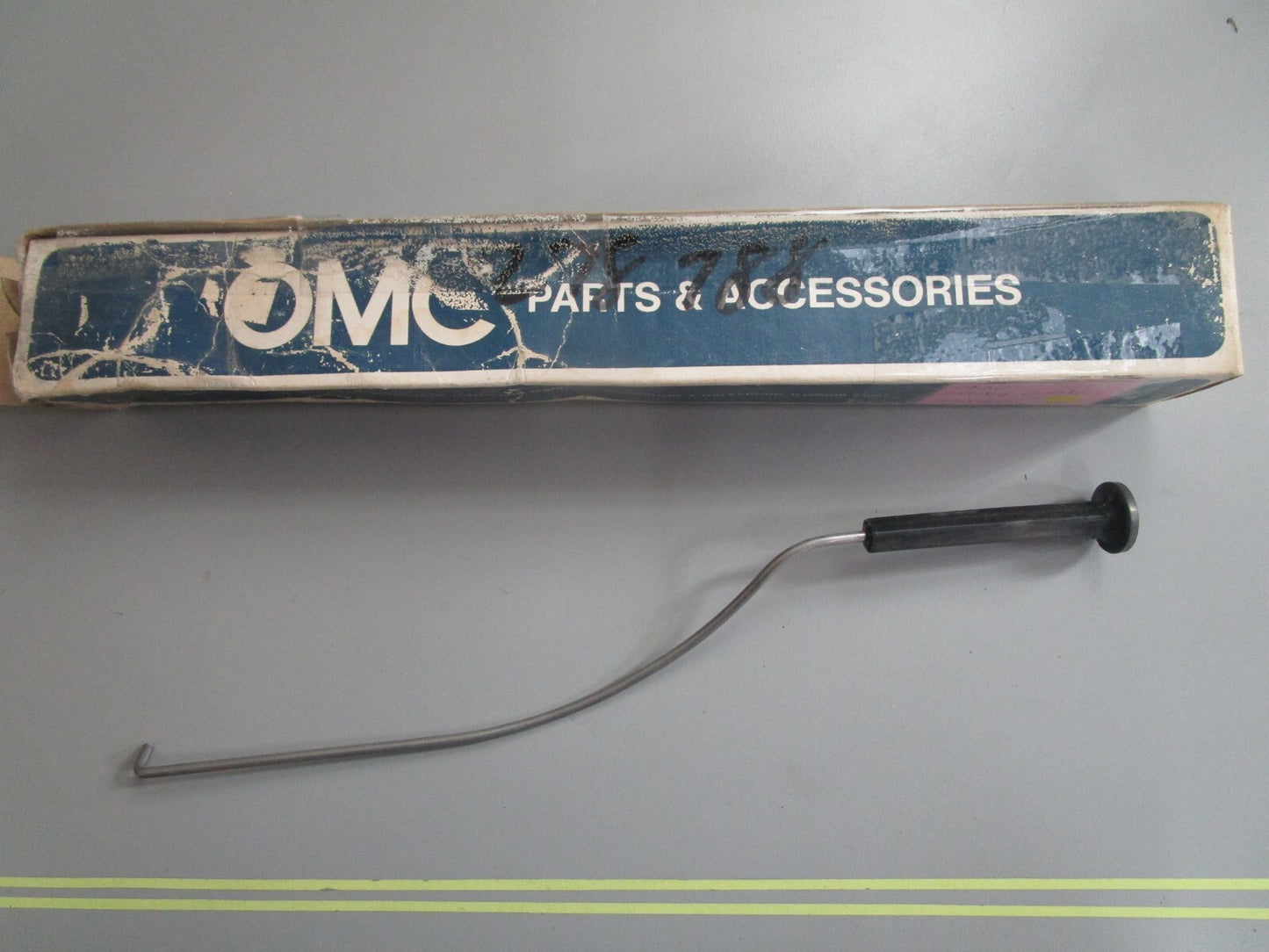 *NEW OEM* 0810 OMC Johnson Evinrude Choke Knob 381461 0381461