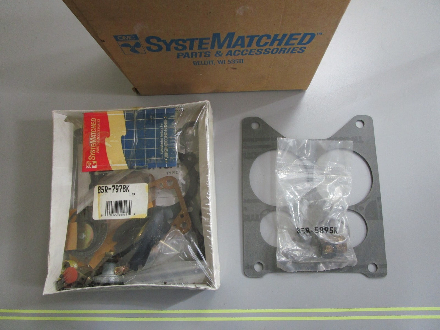 *NEW OEM* 0820 OMC Johnson Evinrude Carburetor Kit 986802 0986802