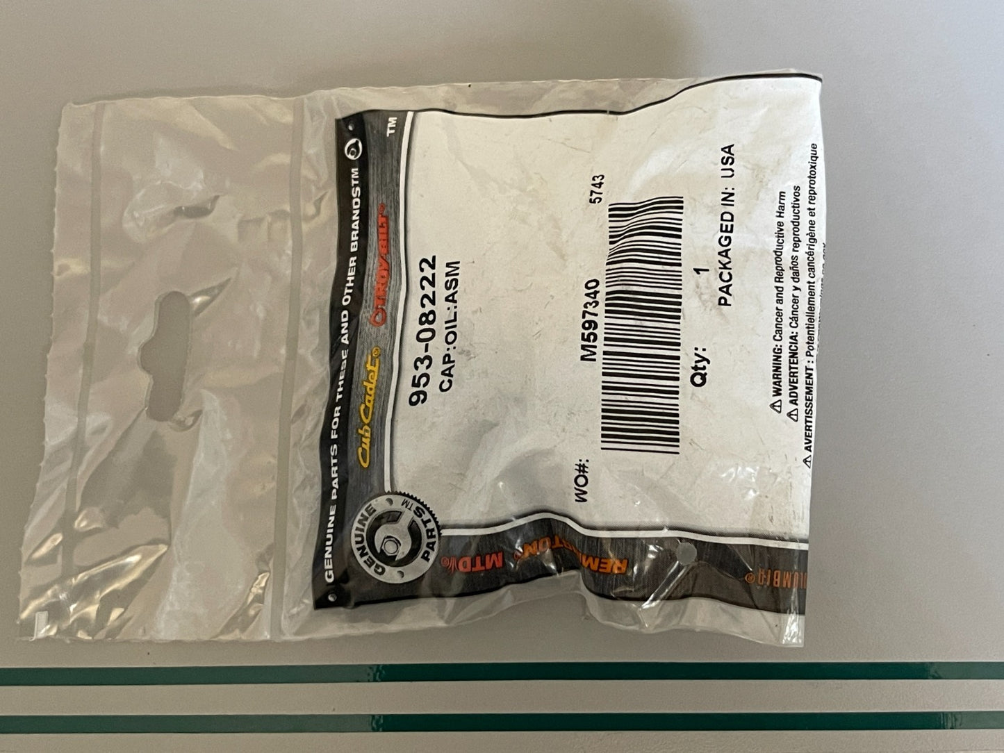 NEW OEM 953-08222 Remington MTD Oil Cap Assembly 0810