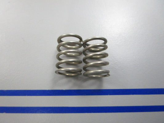 NEW OEM (LOT OF 2) 18153-93110 Suzuki Spring 0810