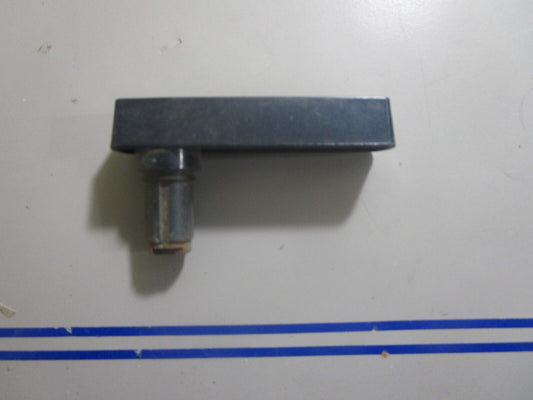 *NEW OEM* 0810 OMC Johnson Evinrude Latch Handle 396608 0396608