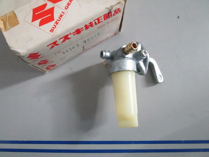 NEW OEM 44300-90010 Suzuki Fuel Cock Assy 0820
