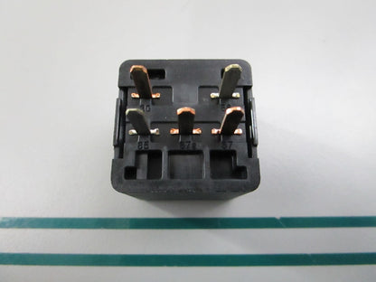 NEW OEM 3861375 Volvo Penta Starter Relay 0810