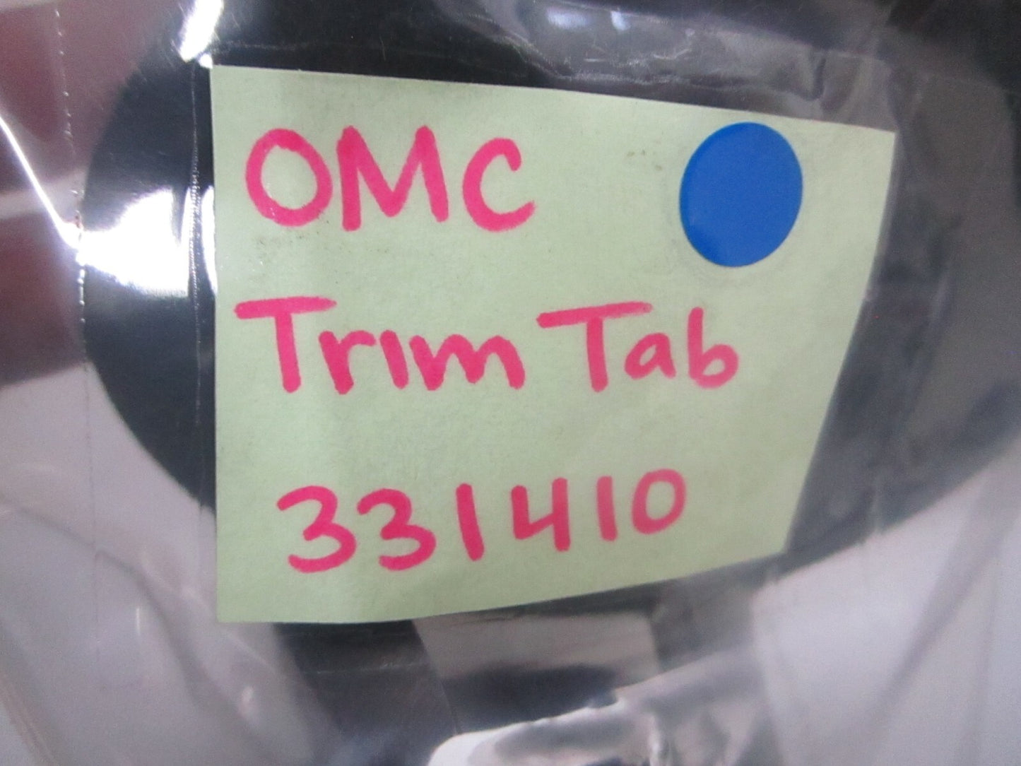 *NEW OEM* 0810 OMC Johnson Evinrude Trim Tab 331410 0331410