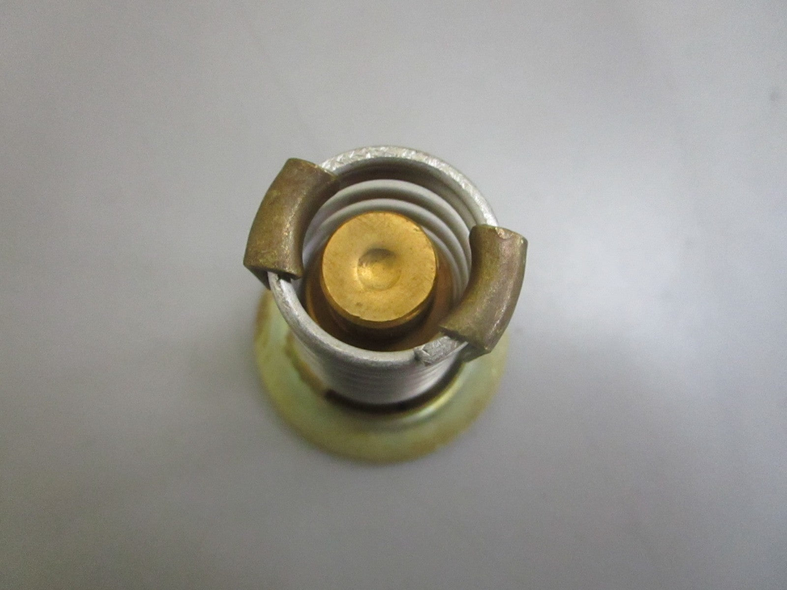 *NEW OEM* 0820 Mercury Quicksilver 110 Thermostat 850055001