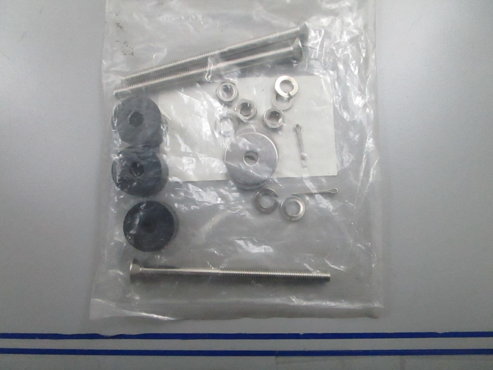 *NEW OEM* 0810 OMC Johnson Evinrude Control & Cable Mount Kit 5006550