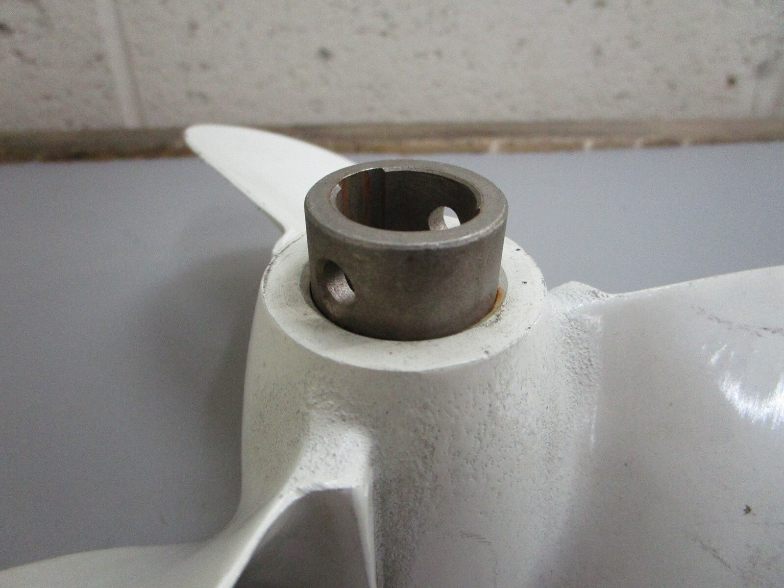 *NEW OEM* 0820 Yamaha 9½ × 12⅜ Propeller 6A8-45941-00-EL