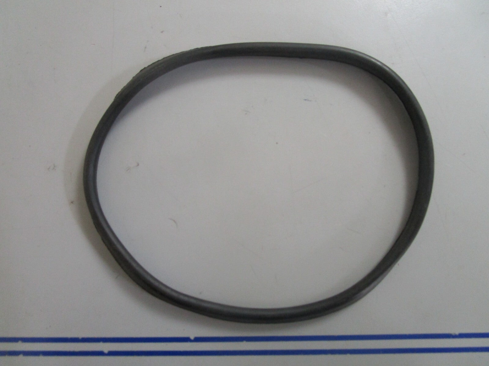 *NEW OEM* 0810 Volvo Penta Gasket 824832