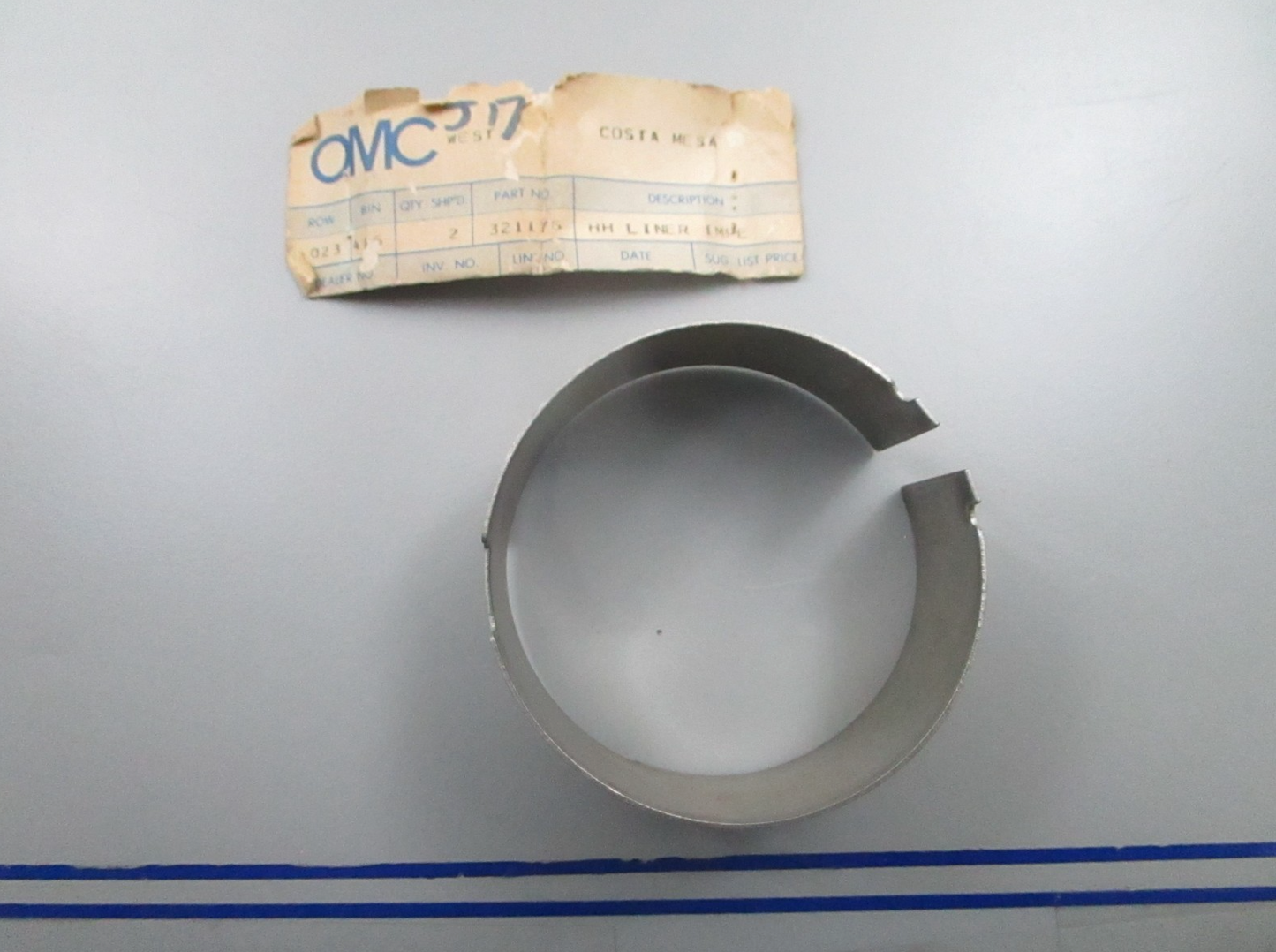 *NEW OEM* 0810 OMC Johnson Evinrude Liner 321175 0321175