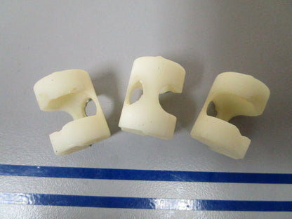 NEW OEM (LOT OF 3) 309724 0309724 OMC Johnson Evinrude Anchor Block 0810