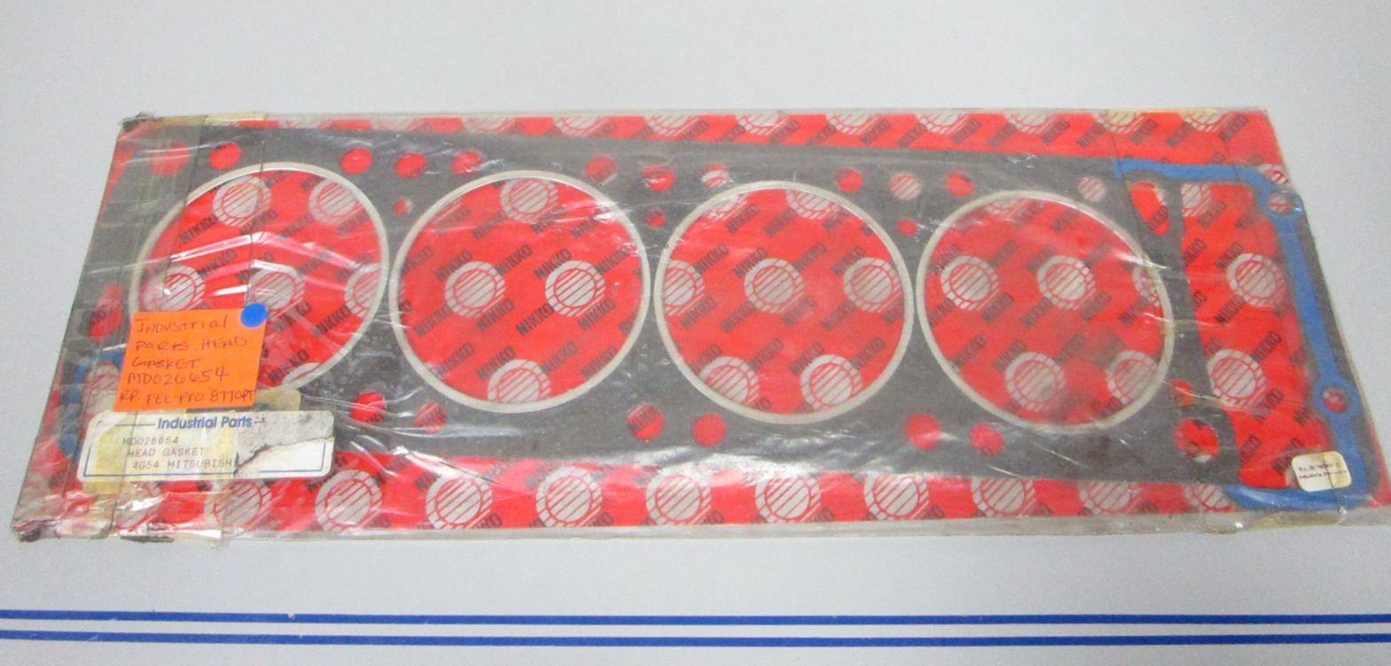 *NEW* 0720 Industrial Parts Head Gasket MD026654 Replaces: Fel-Pro 8770PT