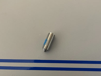 *NEW OEM* 0810 Volvo Penta Set Screw 947904