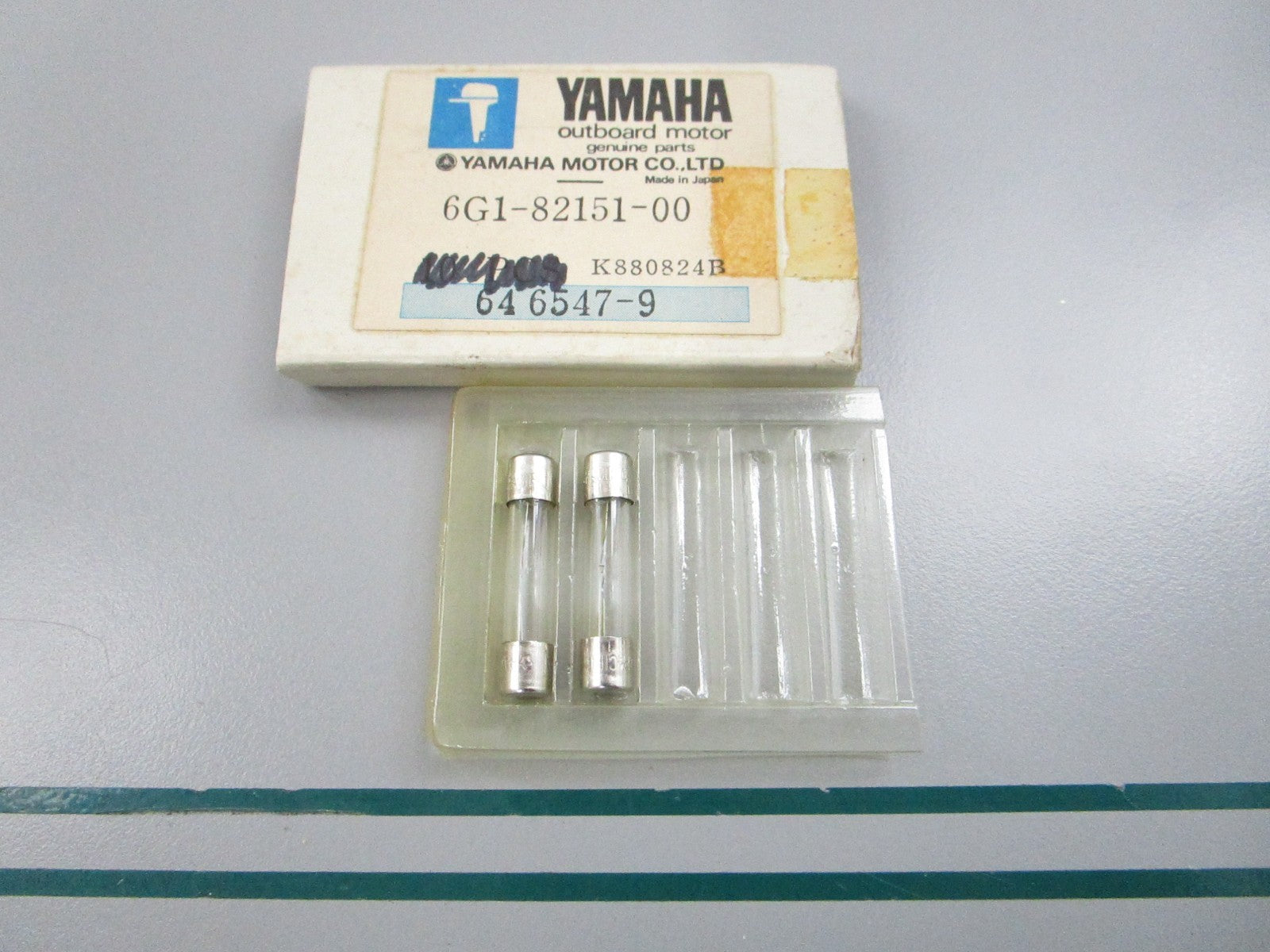 NEW OEM (LOT OF 2) 6G1-82151-00-00 Yamaha 10A Fuse 0810