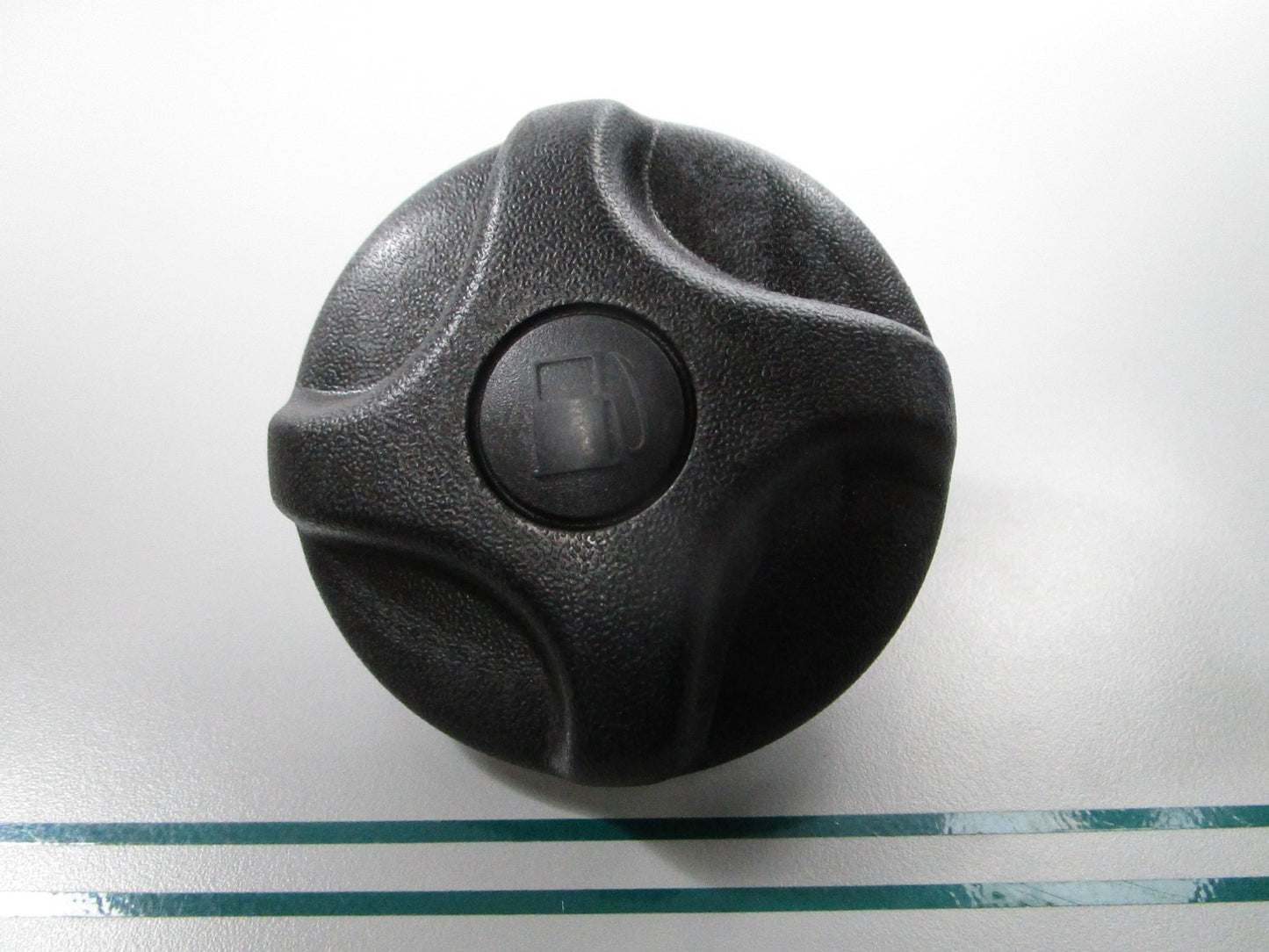 NEW OEM 2520148 Polaris Fuel Gas Cap 0810