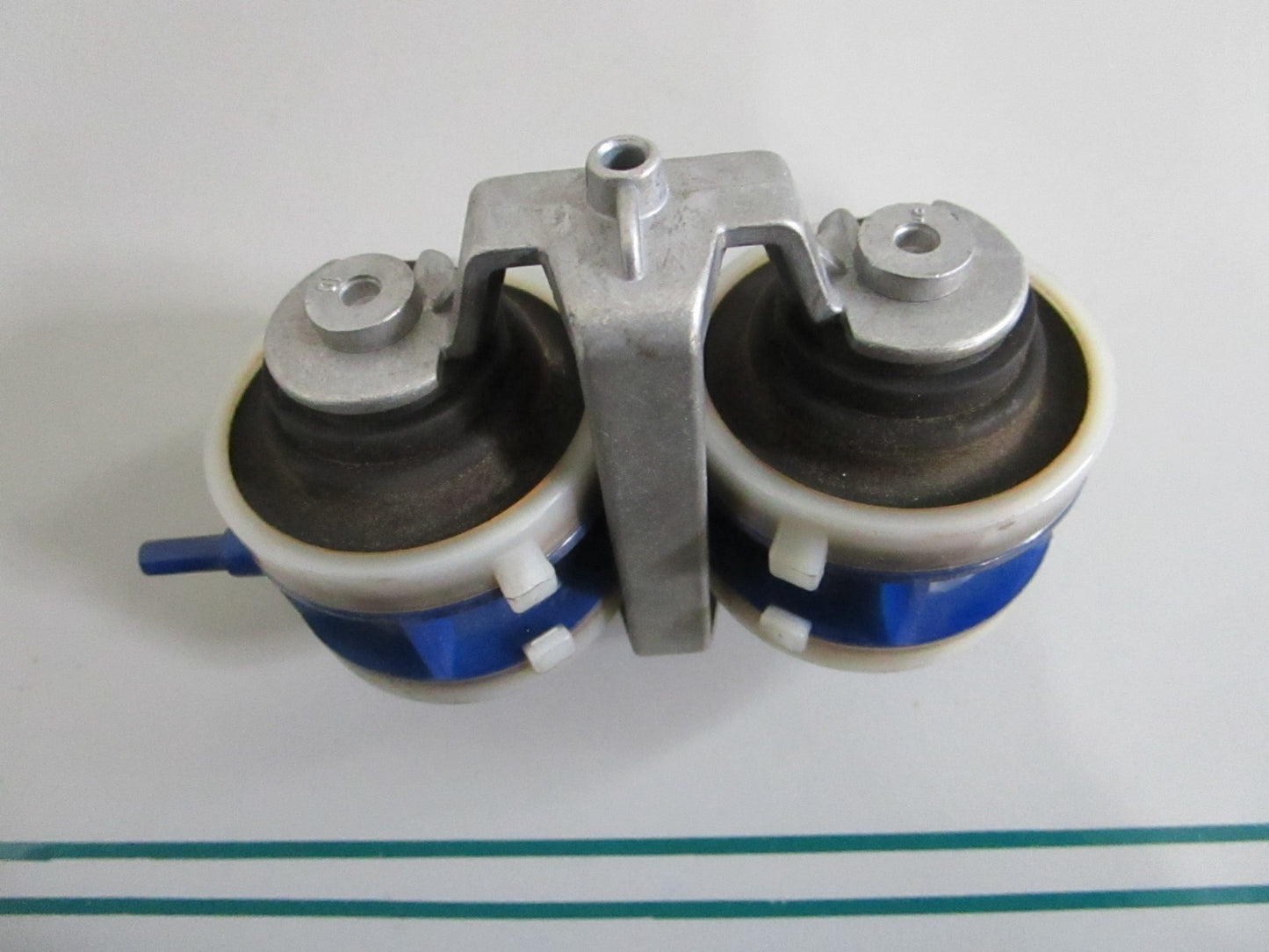 NEW OEM 00080000675 Mercedes-Benz Vacuum Element 0820