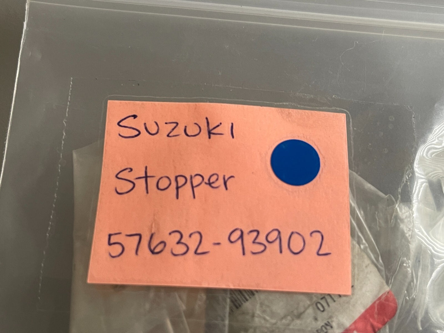 *NEW OEM* 0720 Suzuki Stopper 57632-93902